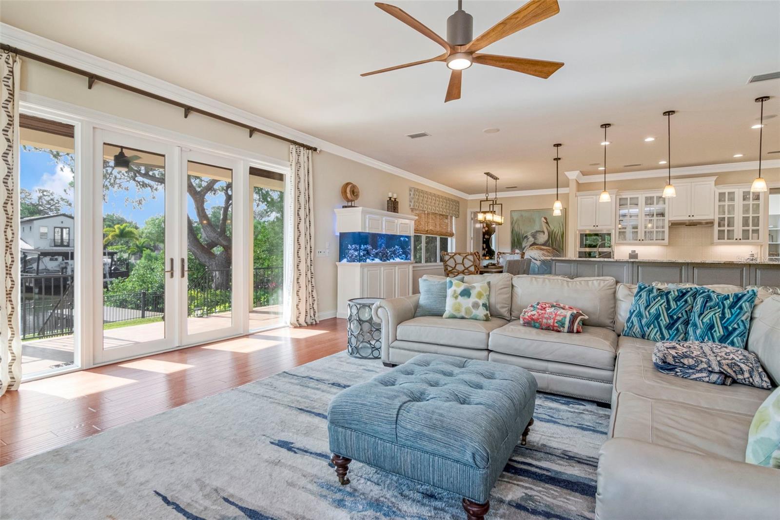 HENDERSON BEACH - Residential