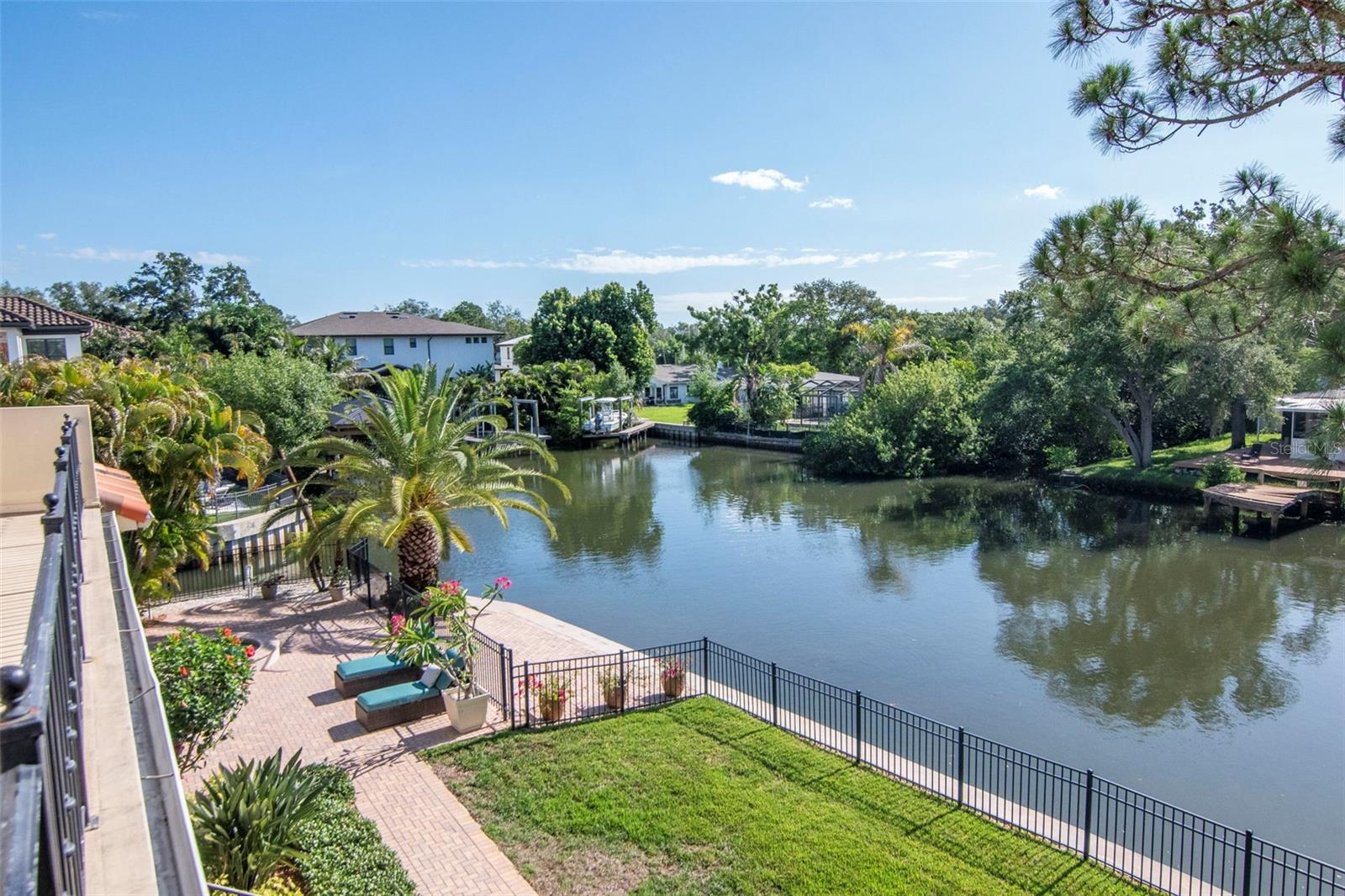 HENDERSON BEACH - Residential