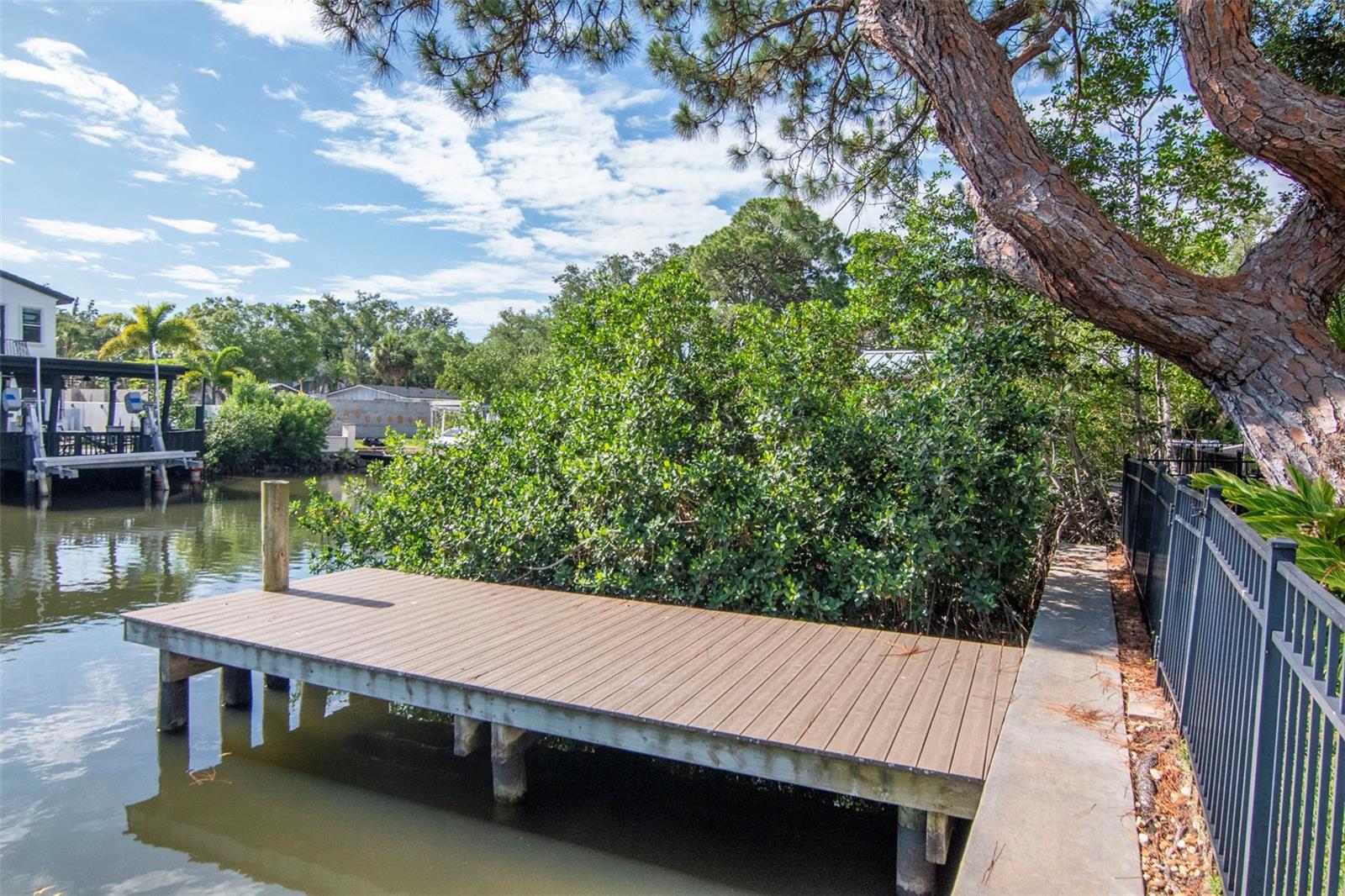 HENDERSON BEACH - Residential