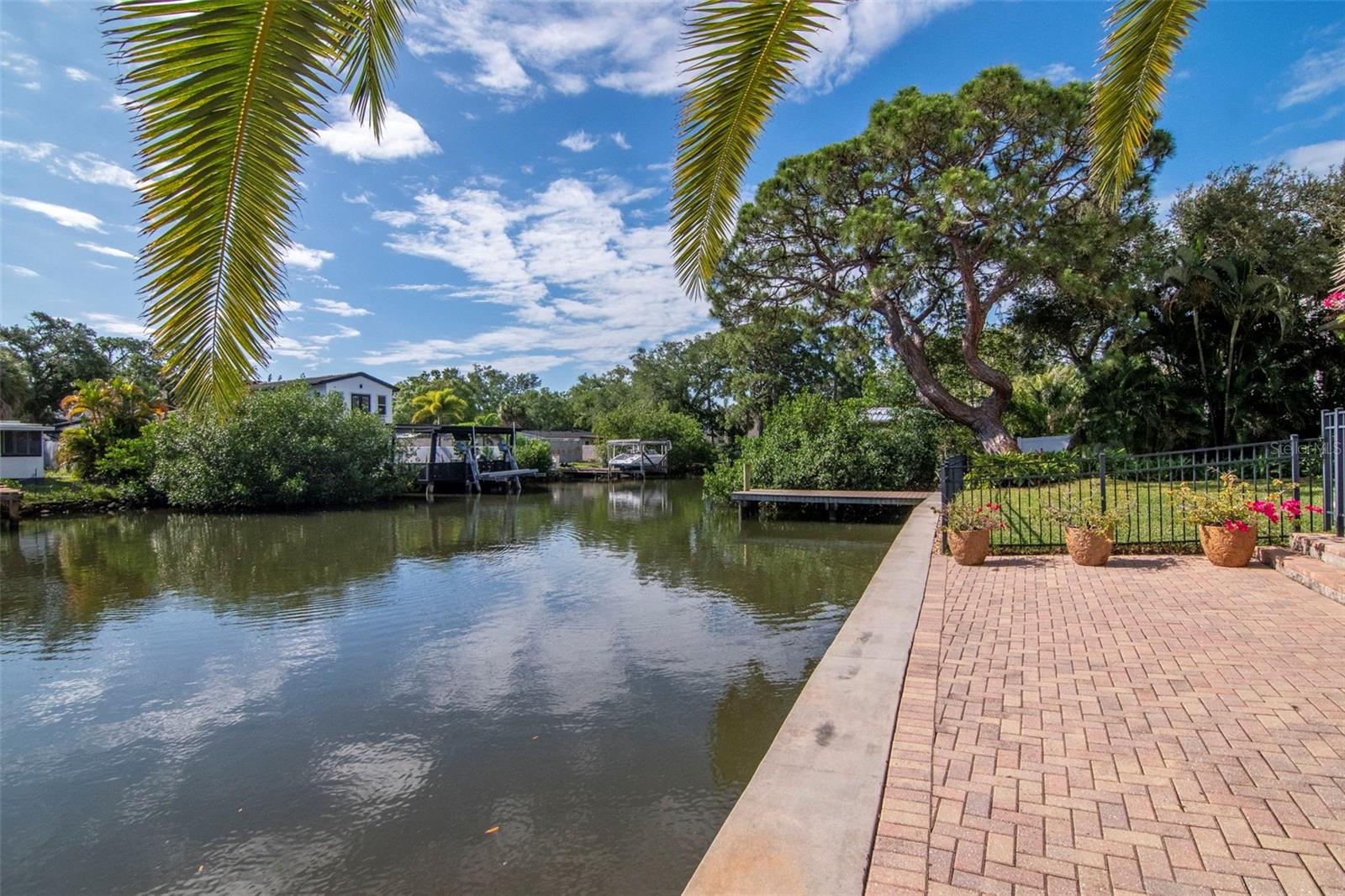 HENDERSON BEACH - Residential
