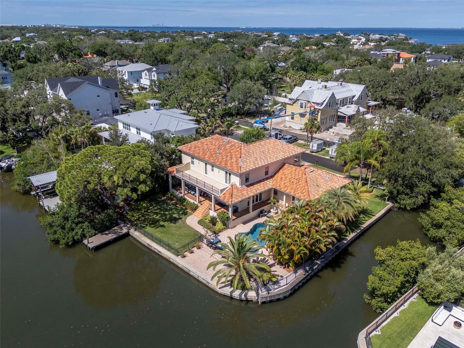 HENDERSON BEACH - Residential