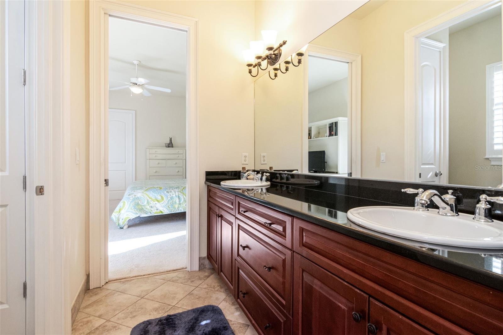 HENDERSON BEACH - Residential