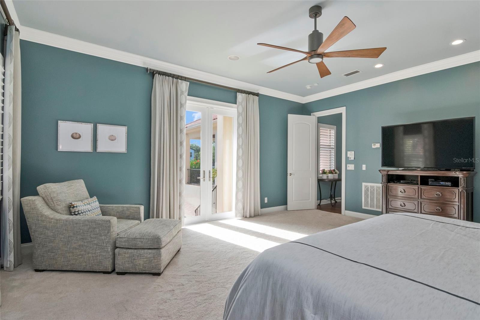HENDERSON BEACH - Residential