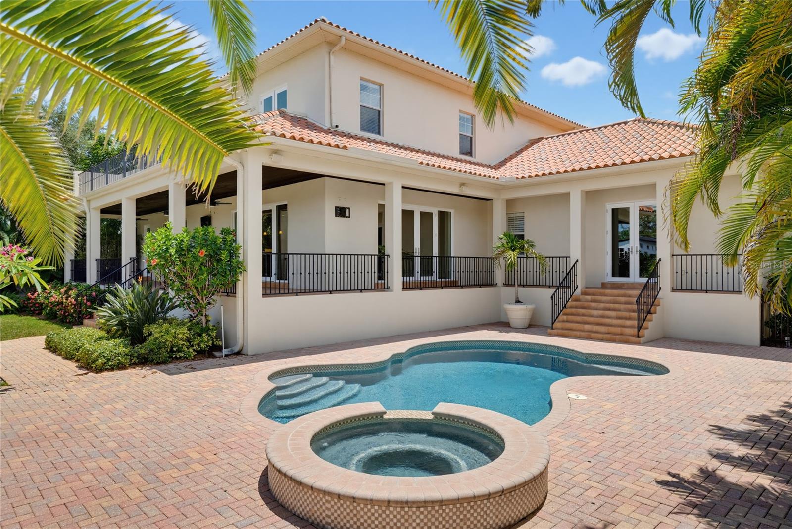 HENDERSON BEACH - Residential
