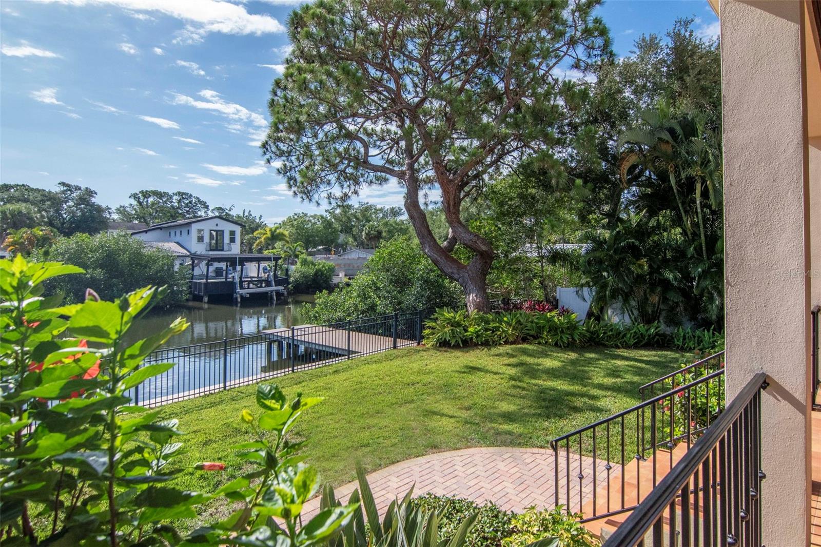 HENDERSON BEACH - Residential