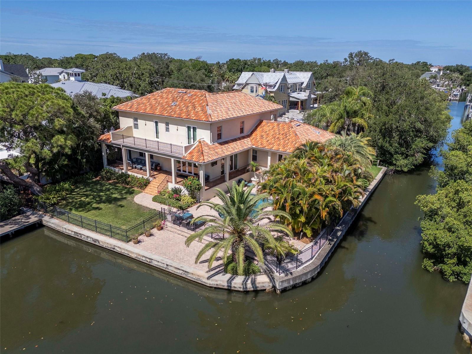 HENDERSON BEACH - Residential