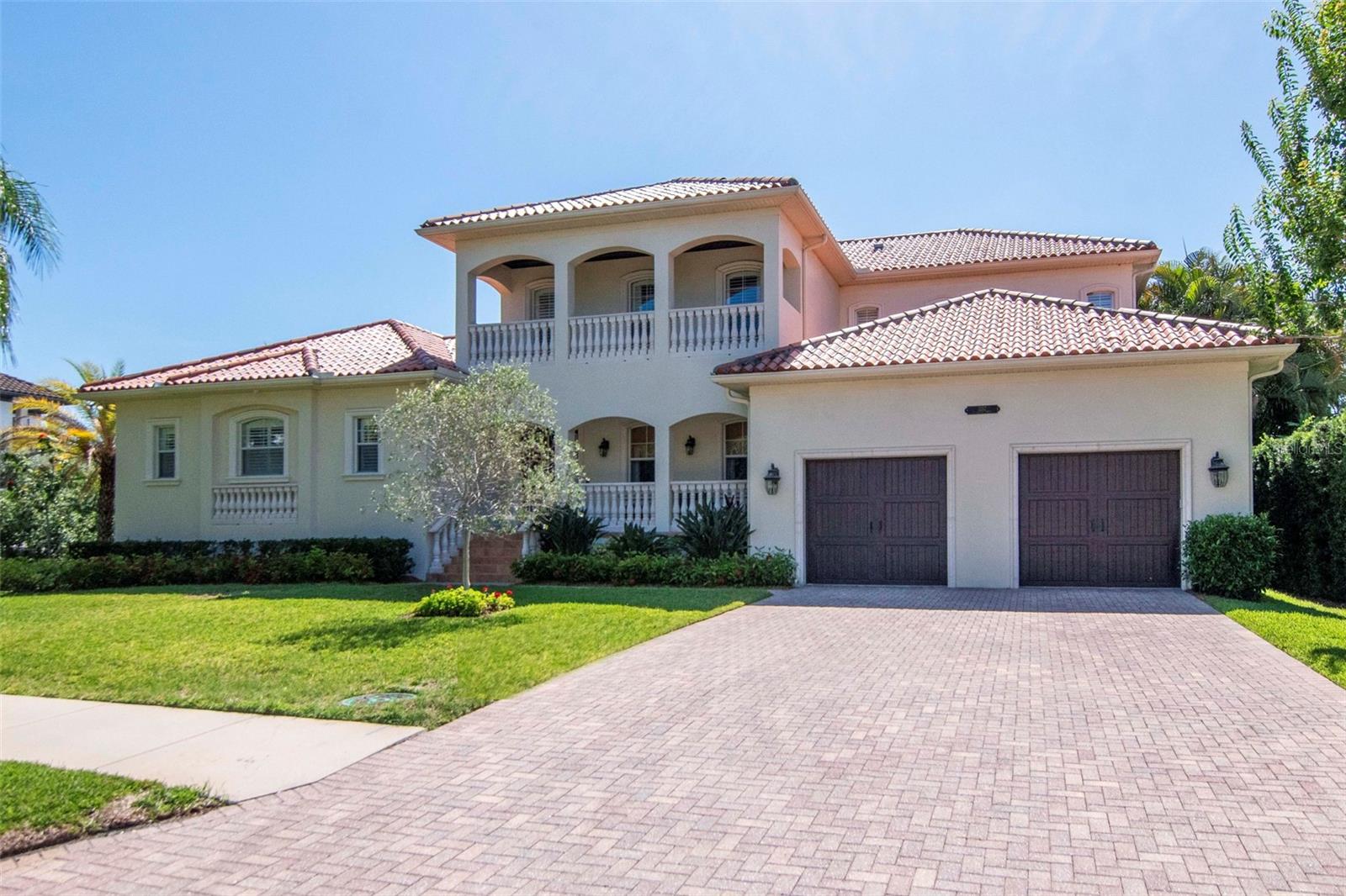 HENDERSON BEACH - Residential