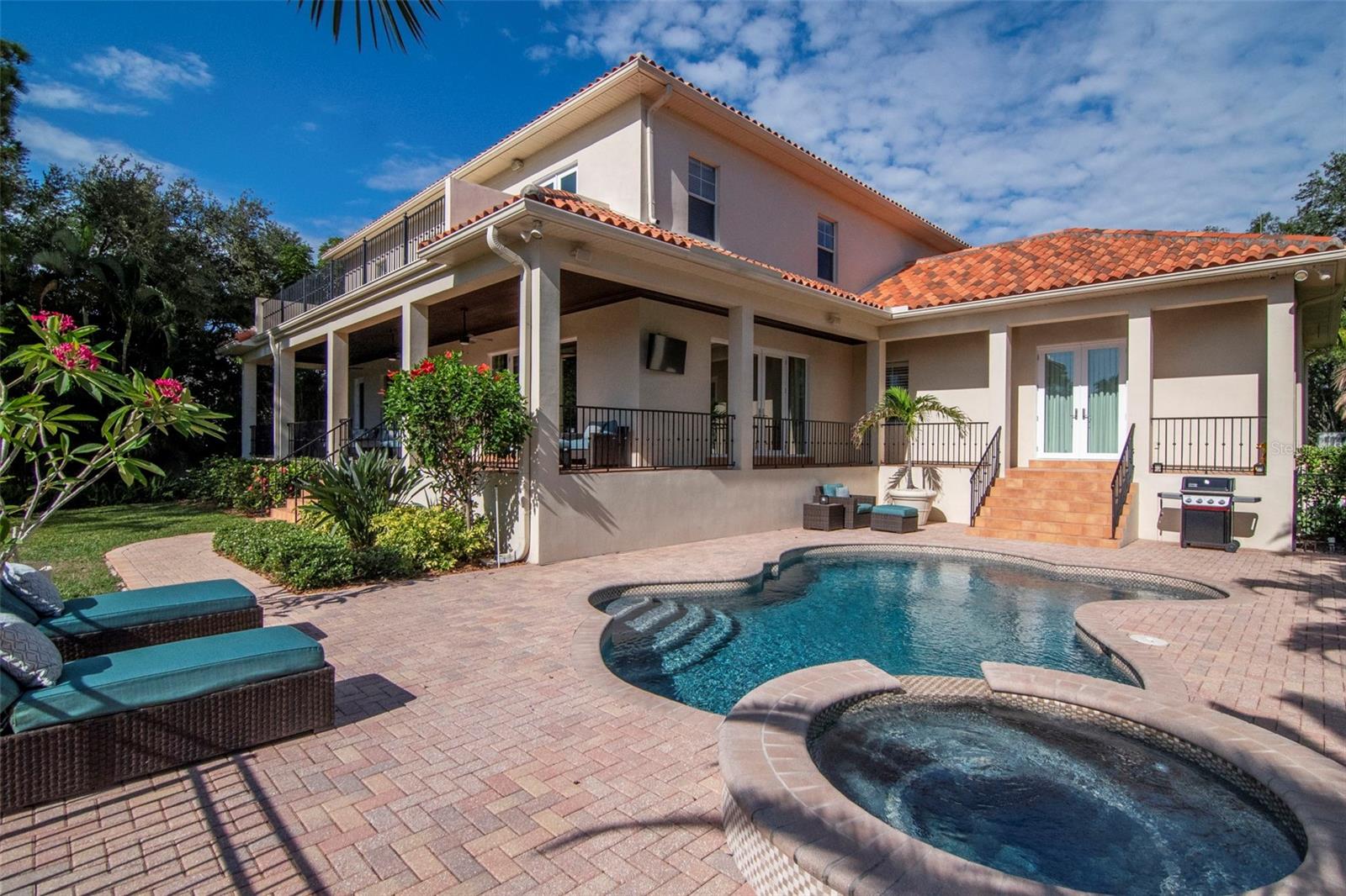 HENDERSON BEACH - Residential