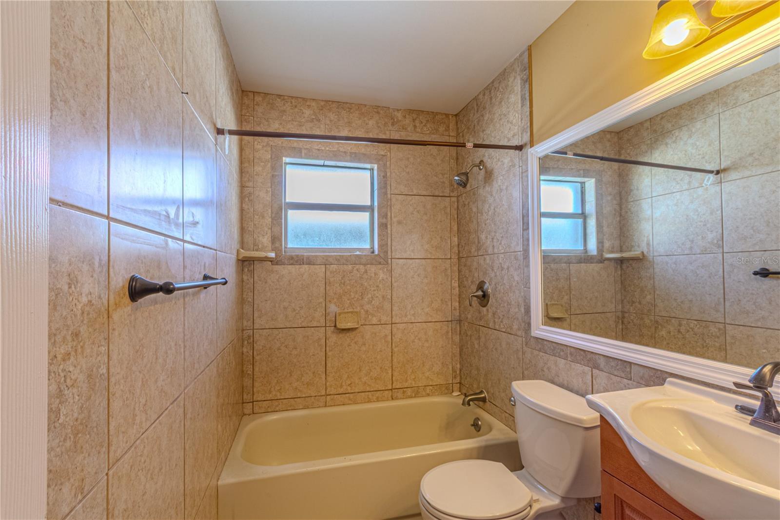 OAKWOOD VILLAS - Residential