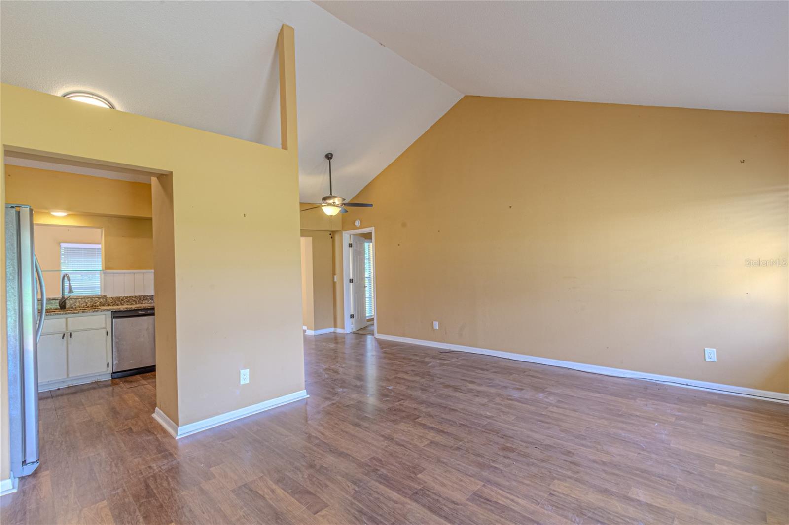 OAKWOOD VILLAS - Residential