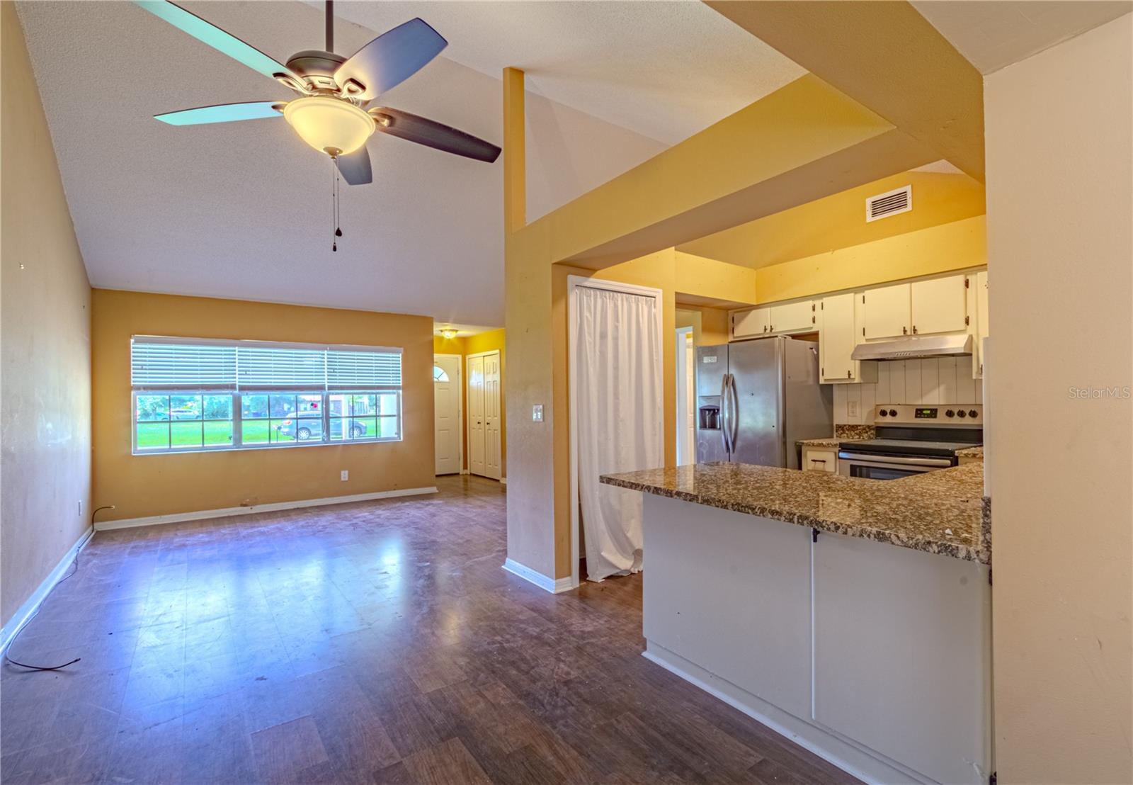 OAKWOOD VILLAS - Residential