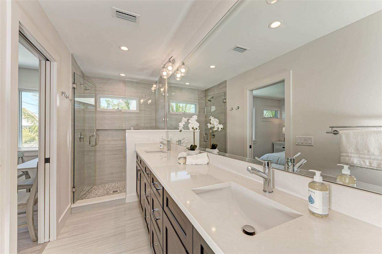 LUANA ISLES - Residential