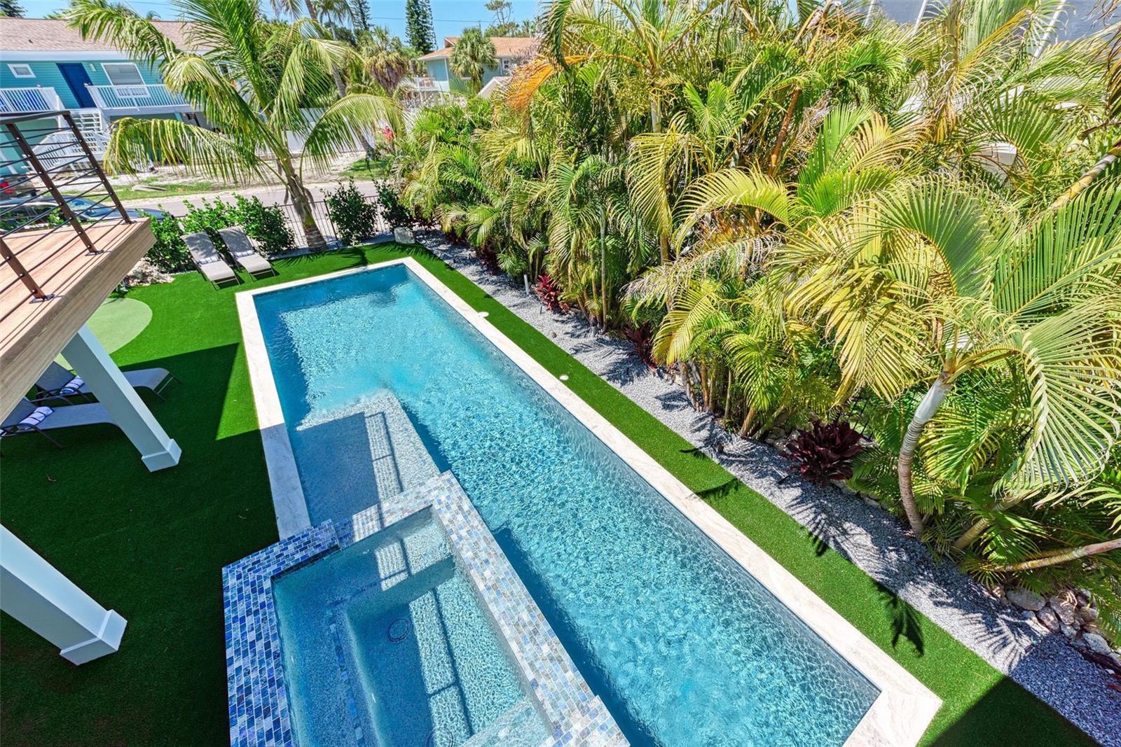 LUANA ISLES - Residential