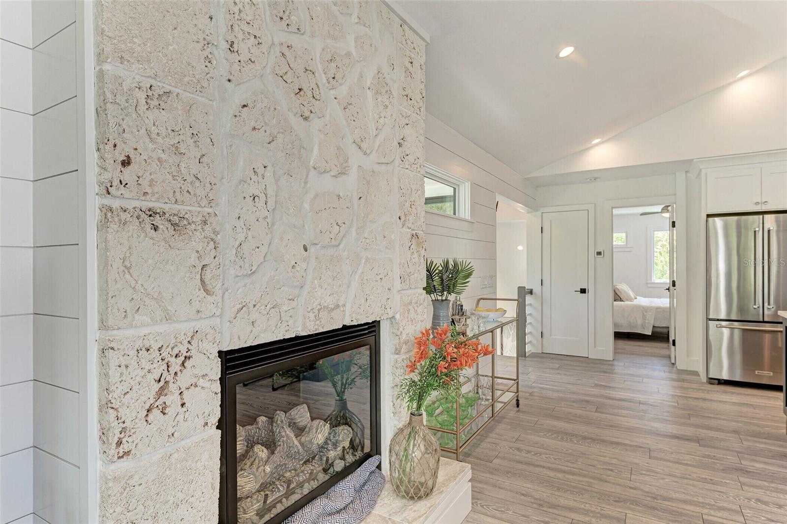 LUANA ISLES - Residential