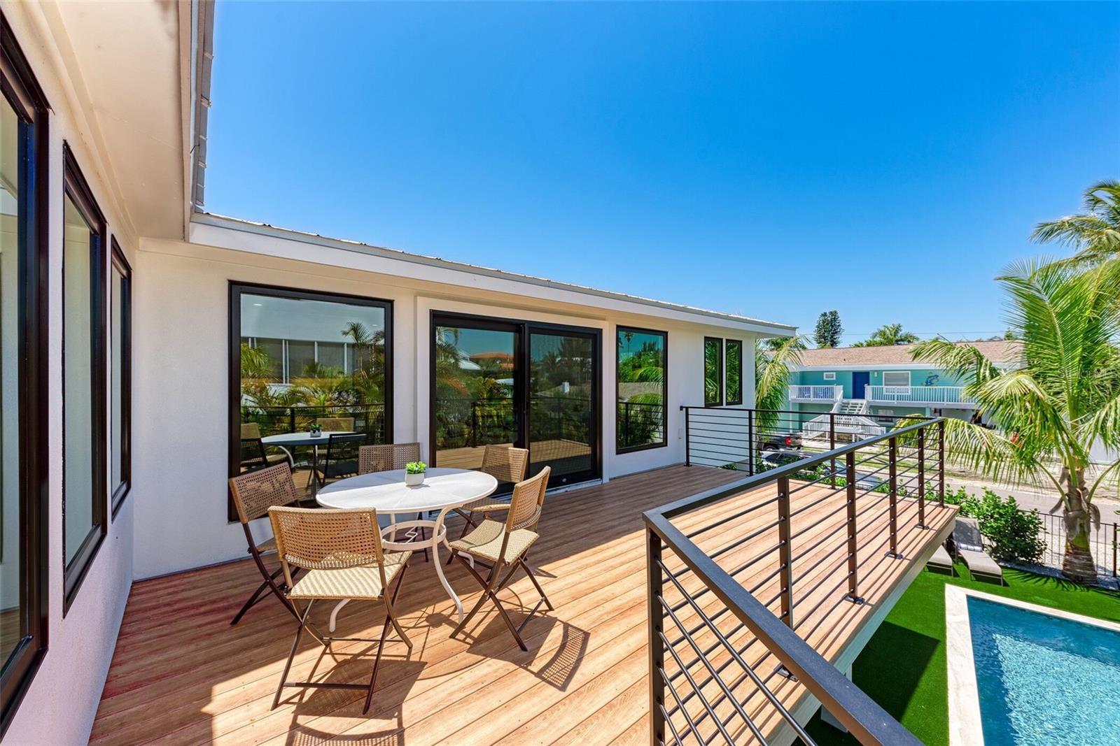 LUANA ISLES - Residential