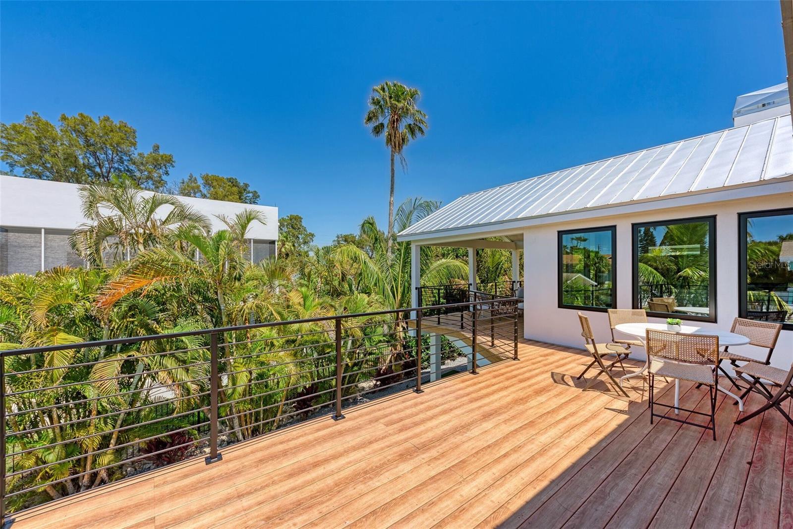 LUANA ISLES - Residential