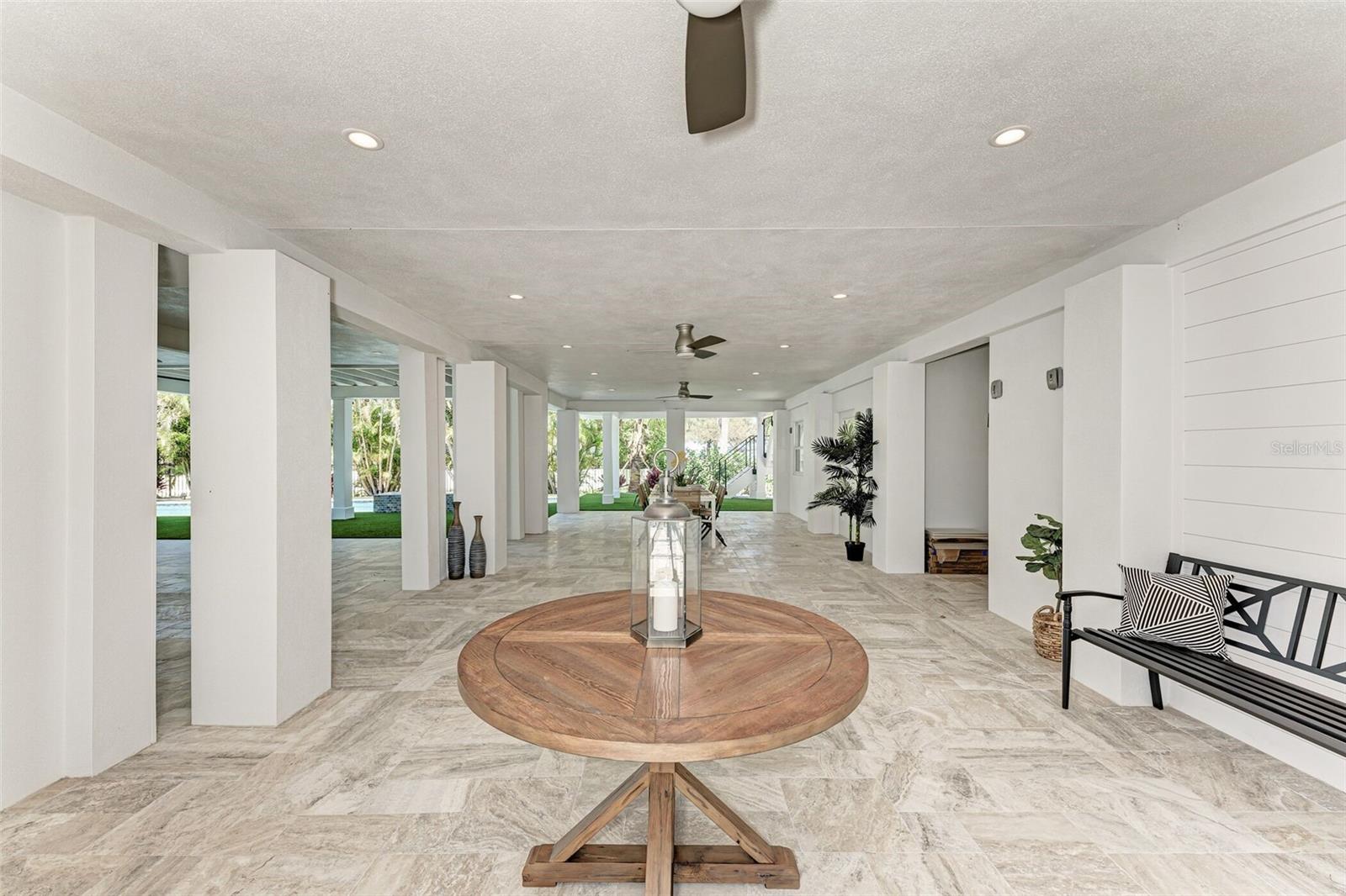 LUANA ISLES - Residential