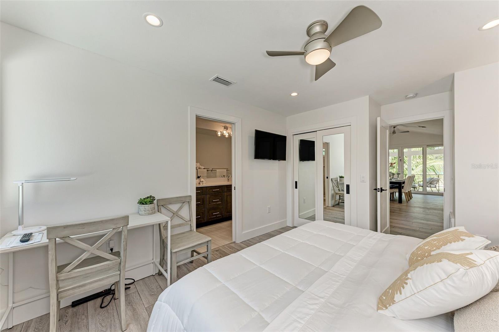 LUANA ISLES - Residential