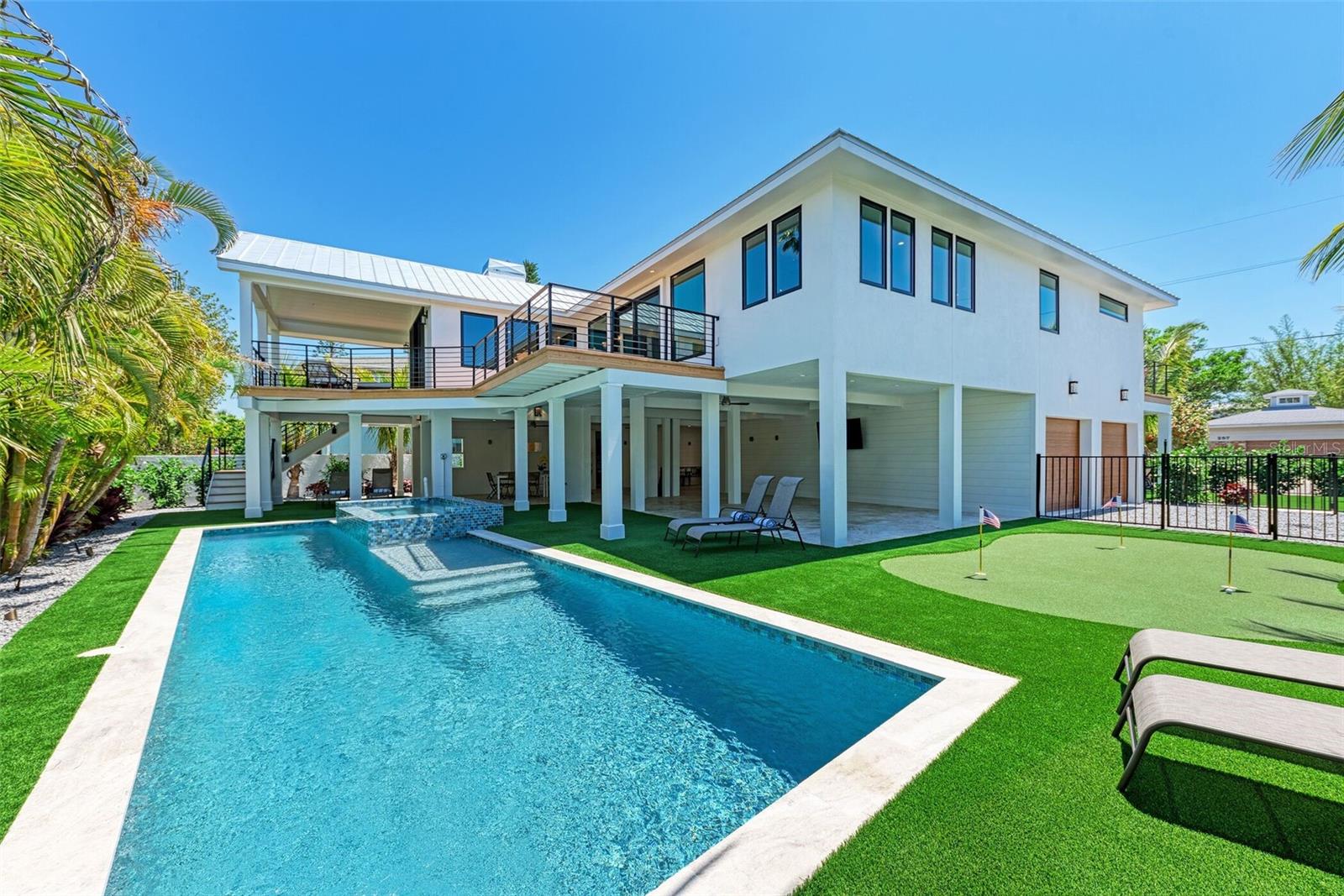 LUANA ISLES - Residential