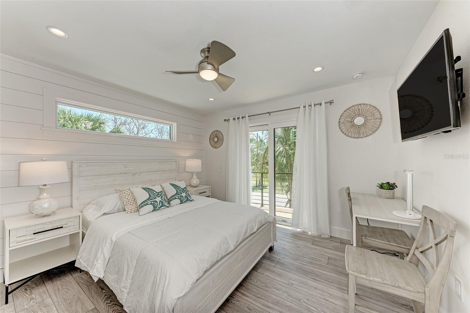 LUANA ISLES - Residential