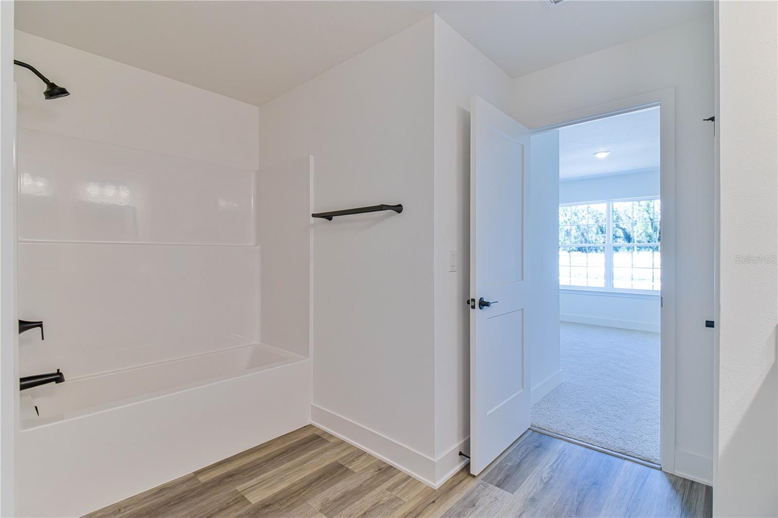 BRIARWOOD - Residential