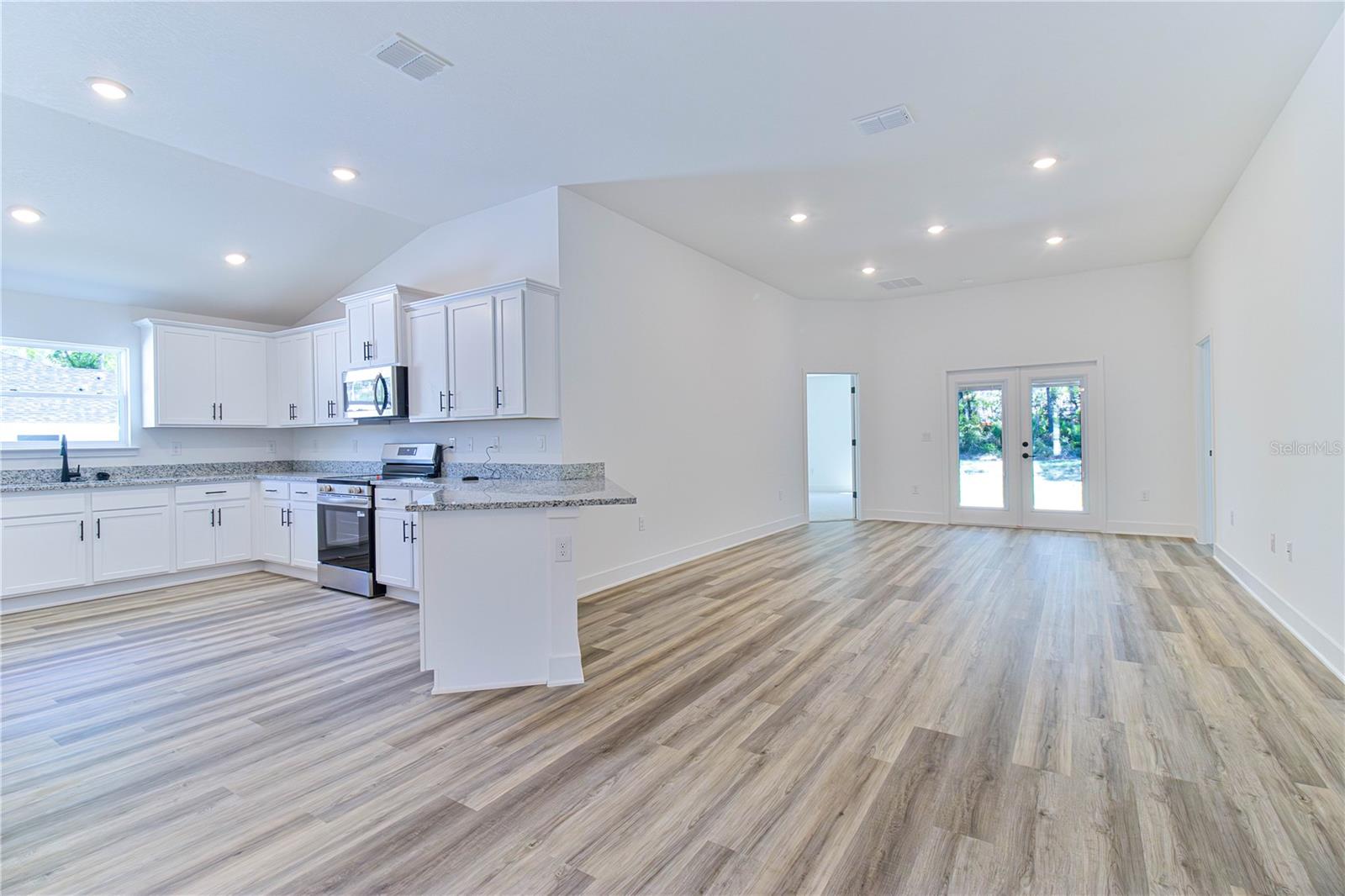 BRIARWOOD - Residential