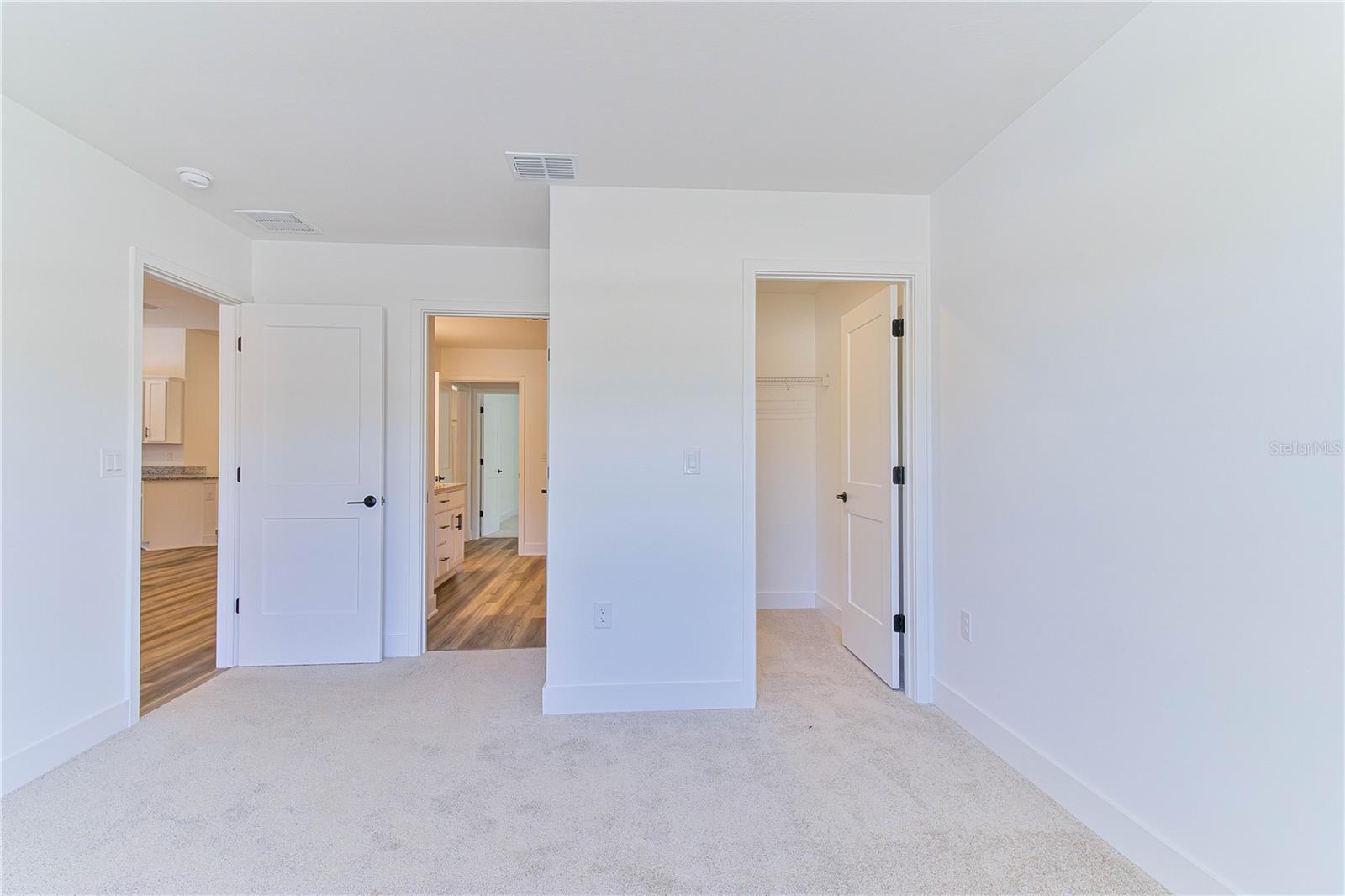 BRIARWOOD - Residential