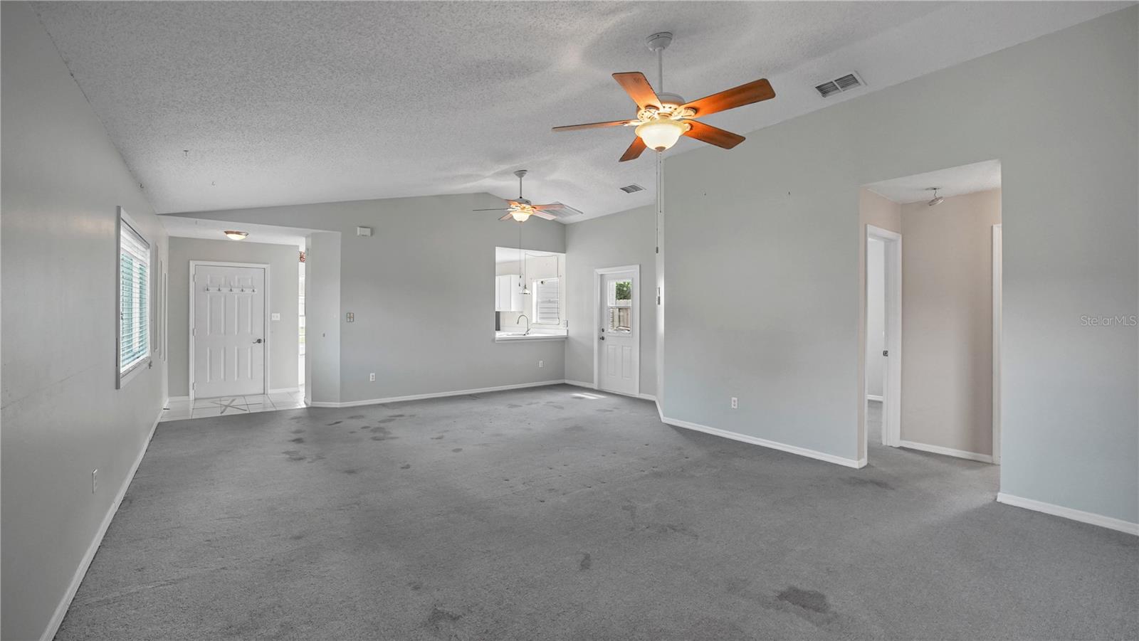 PLANTATION AT LEESBURG HERON RUN - Residential