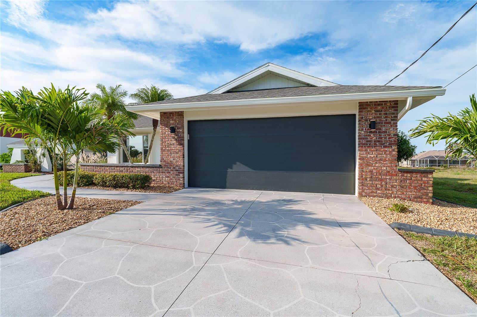 ROTONDA WEST PEBBLE BEACH - Residential