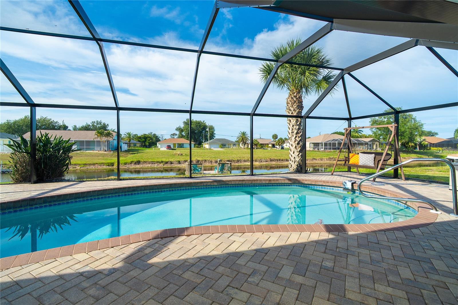 ROTONDA WEST PEBBLE BEACH - Residential