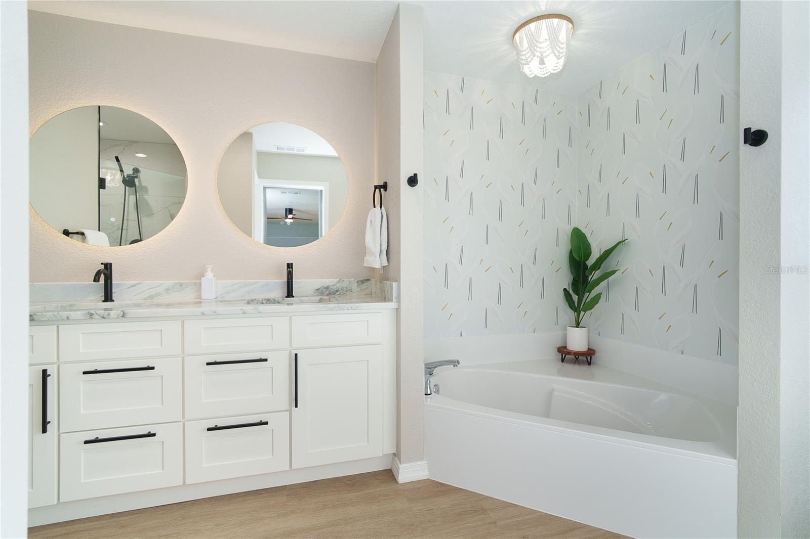 ROTONDA WEST PEBBLE BEACH - Residential