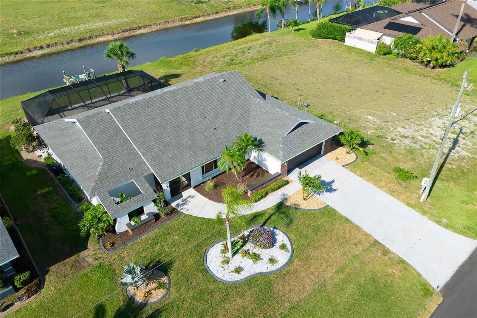 ROTONDA WEST PEBBLE BEACH - Residential