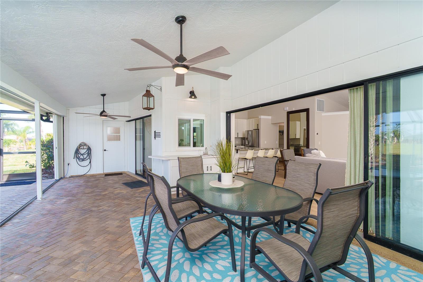 ROTONDA WEST PEBBLE BEACH - Residential