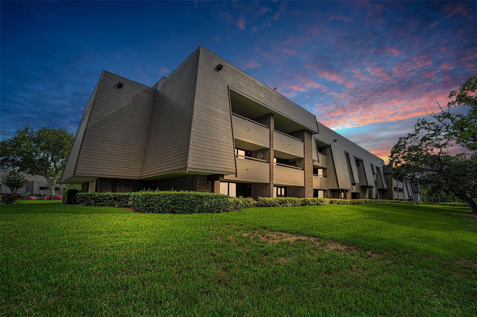 INNISBROOK - Residential
