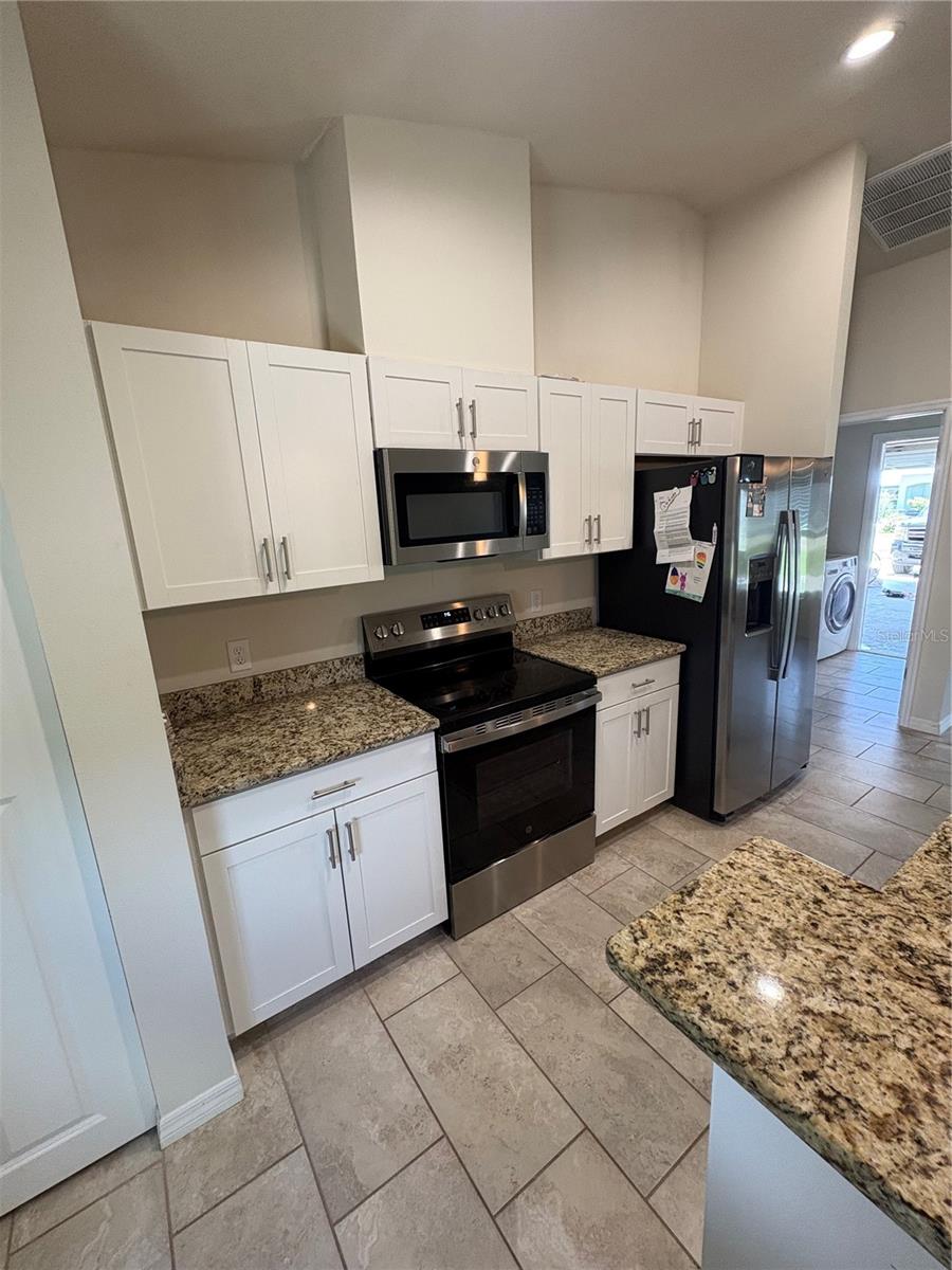 INVERNESS VILLAGE UN 4 - Residential Lease