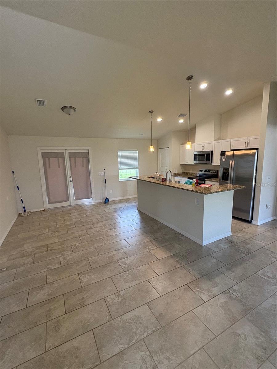 INVERNESS VILLAGE UN 4 - Residential Lease