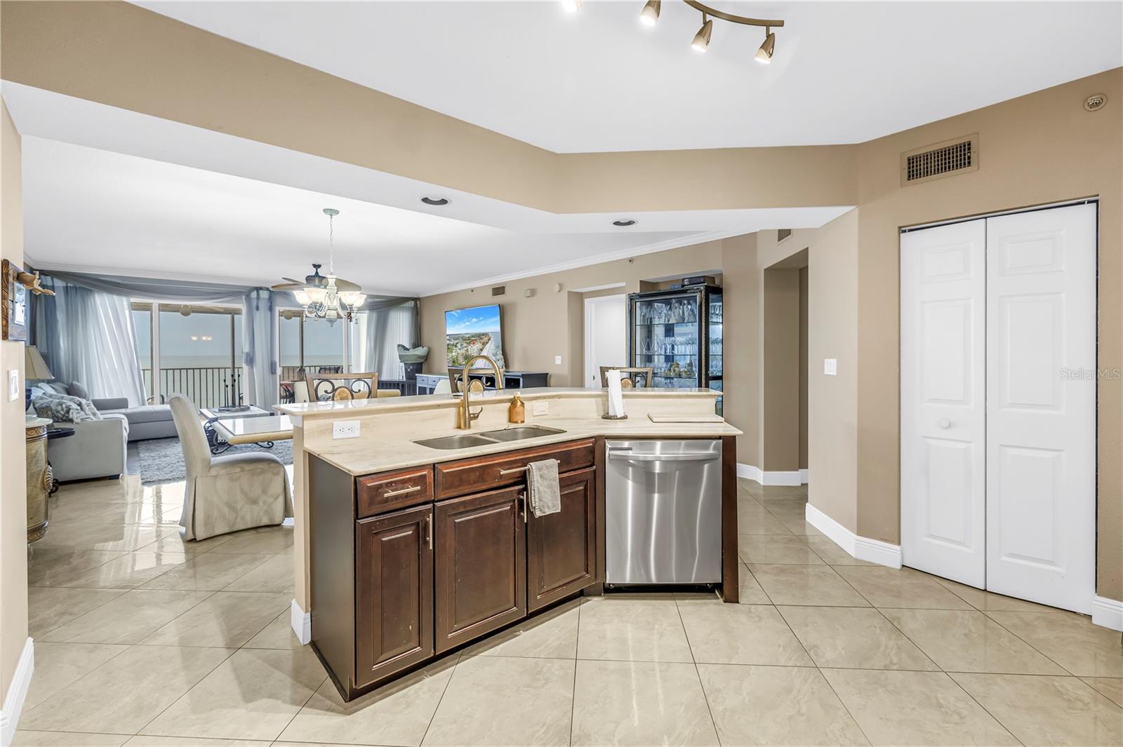 TIDES BEACH CLUB CONDO - Residential