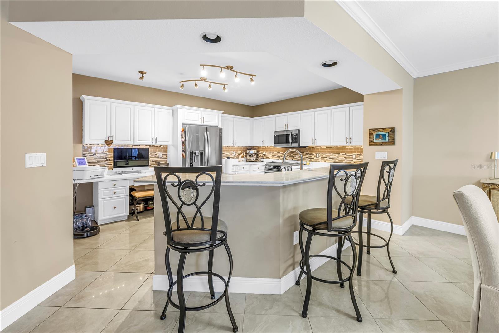 TIDES BEACH CLUB CONDO - Residential