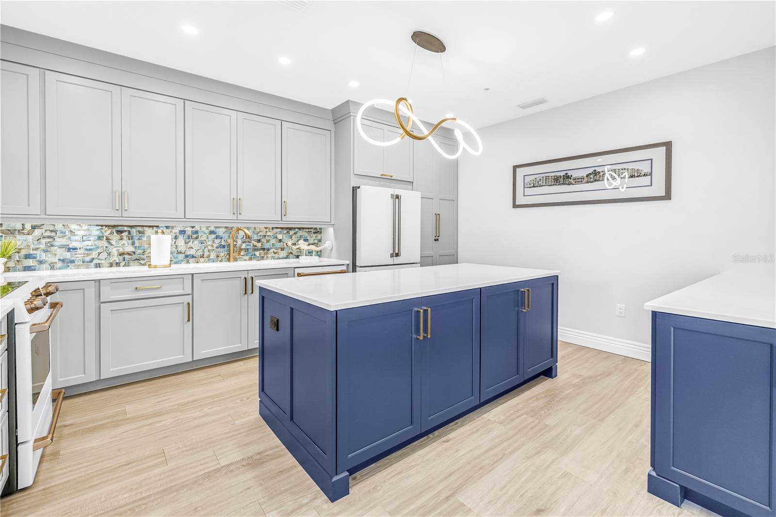 TIDES BEACH CLUB CONDO - Residential