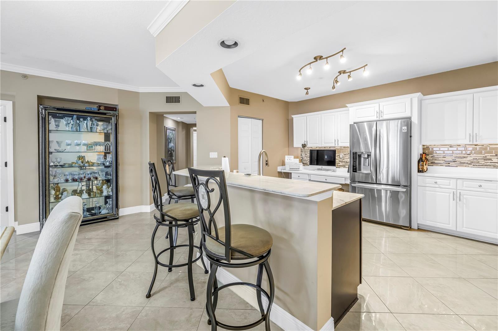 TIDES BEACH CLUB CONDO - Residential
