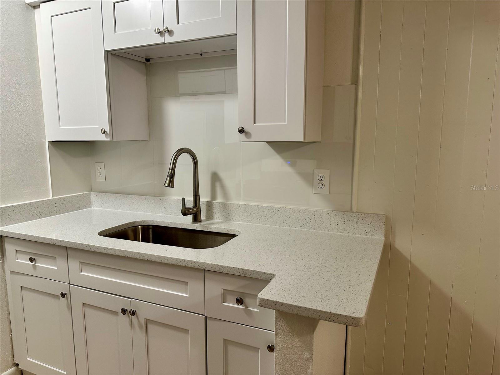 LAMPLIGHTER VILLAGE - Residential Lease