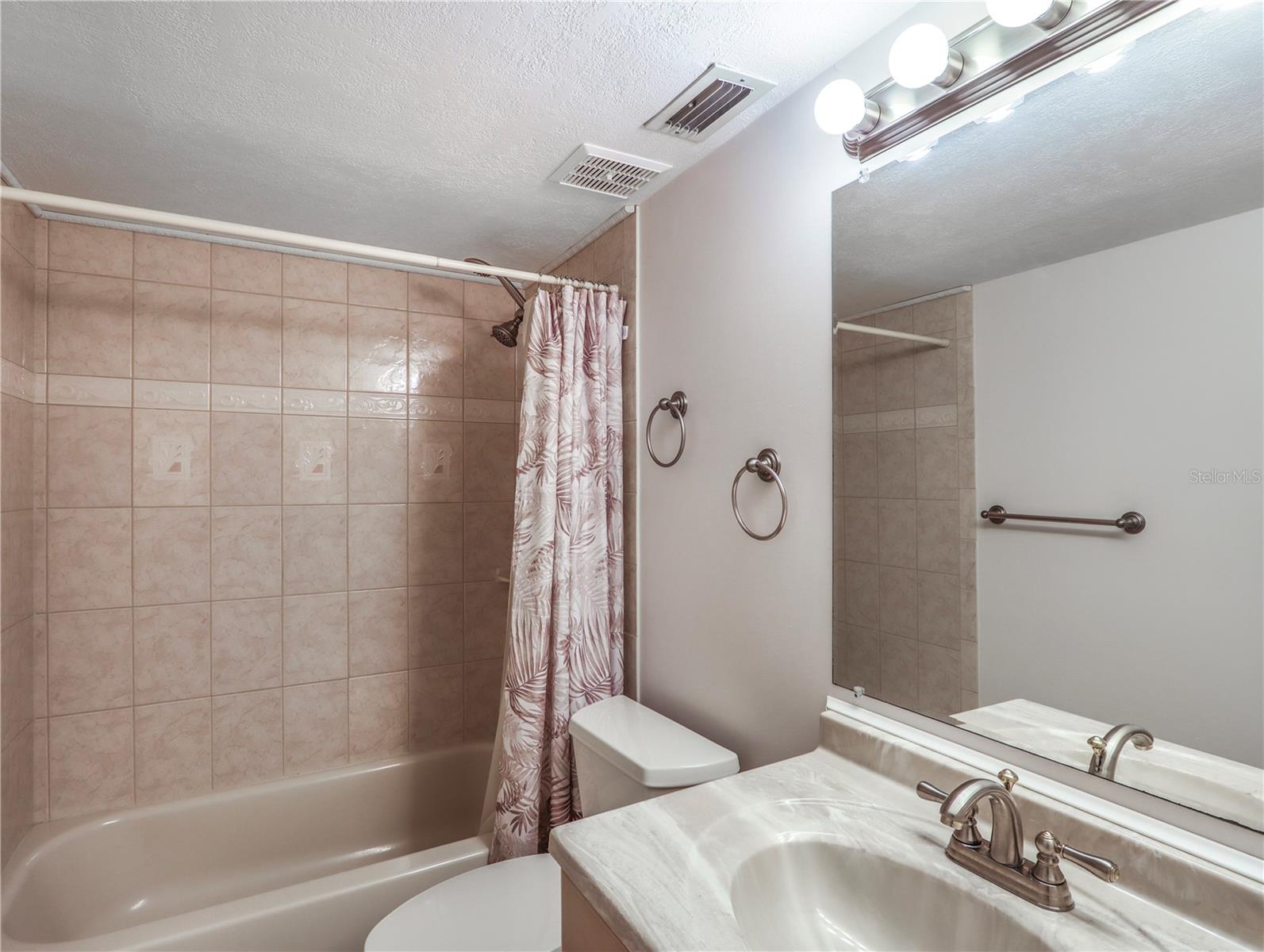 NORTH ORLANDO TERRACE UNIT 2 SEC 8 - Residential