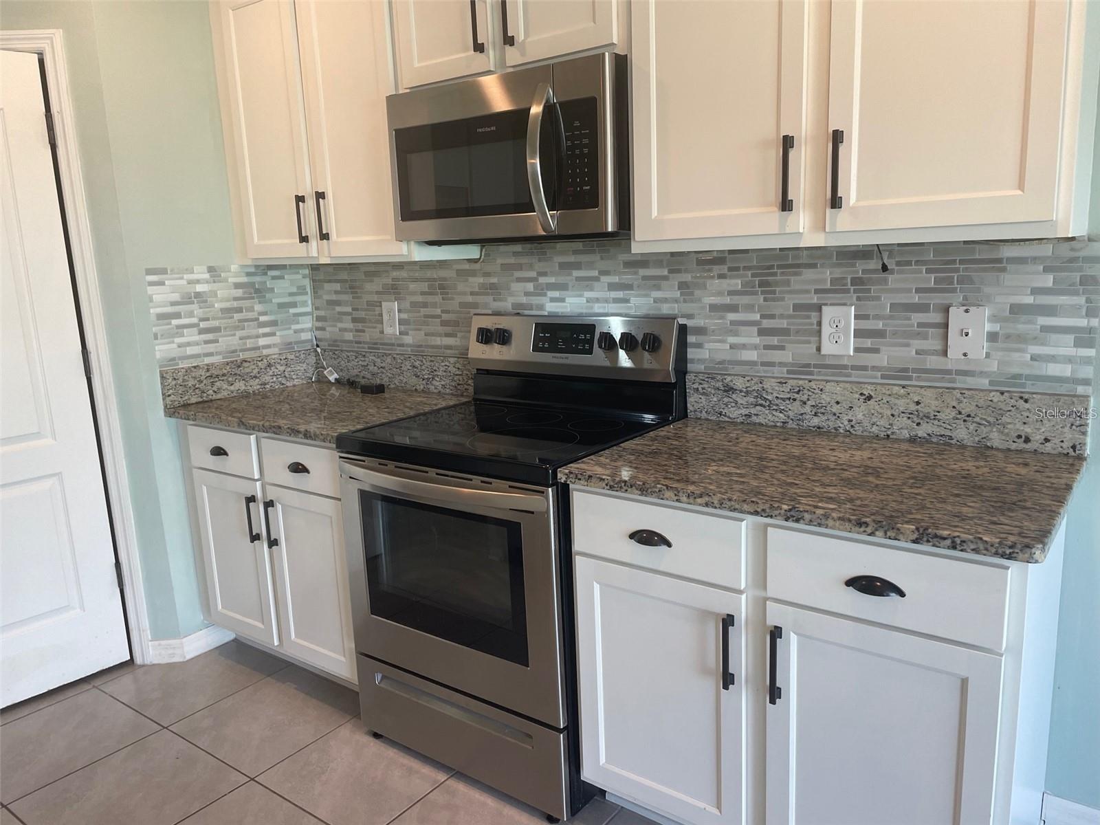ESTATES/WESTERLY - Residential Lease