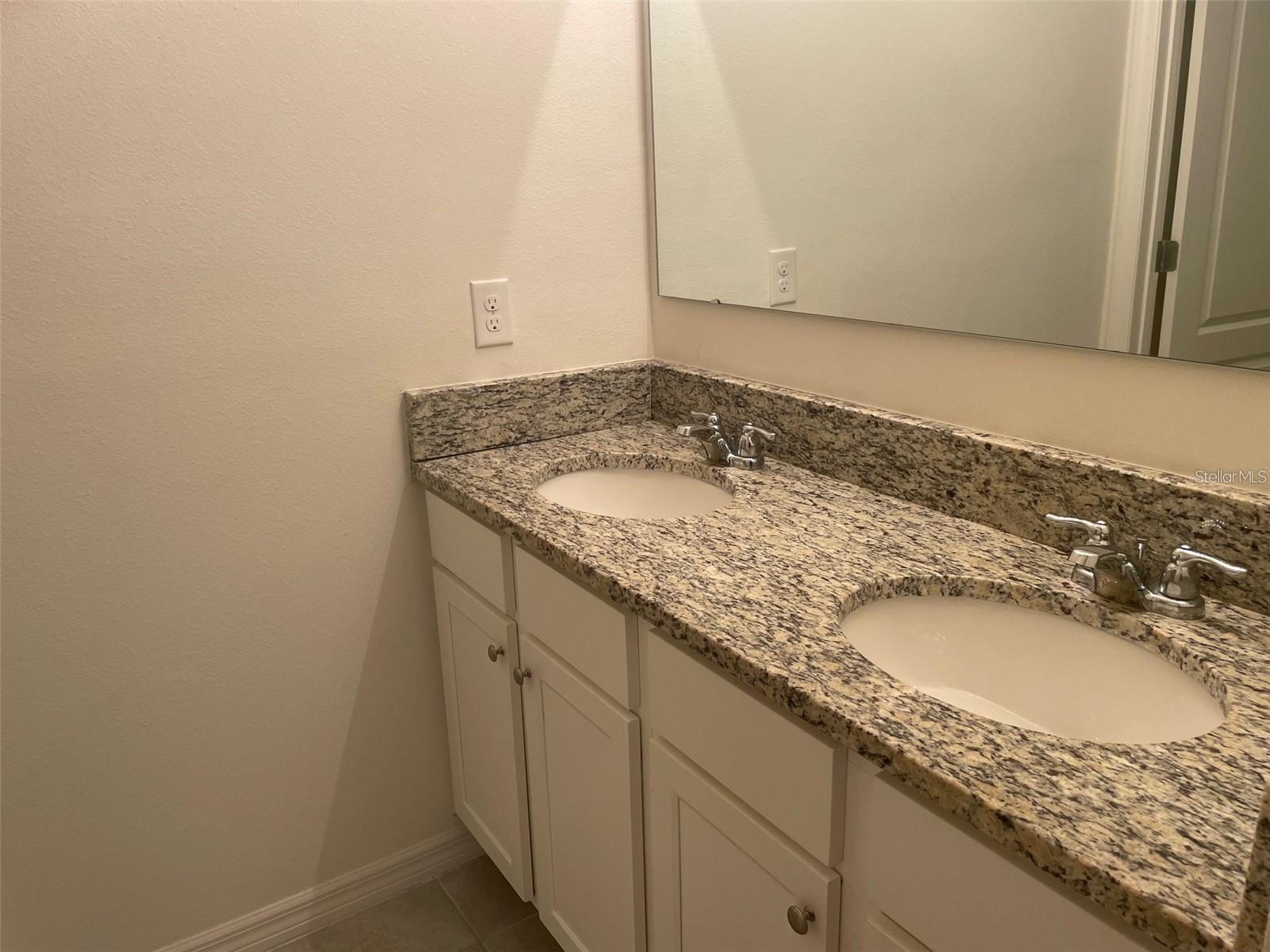 ESTATES/WESTERLY - Residential Lease
