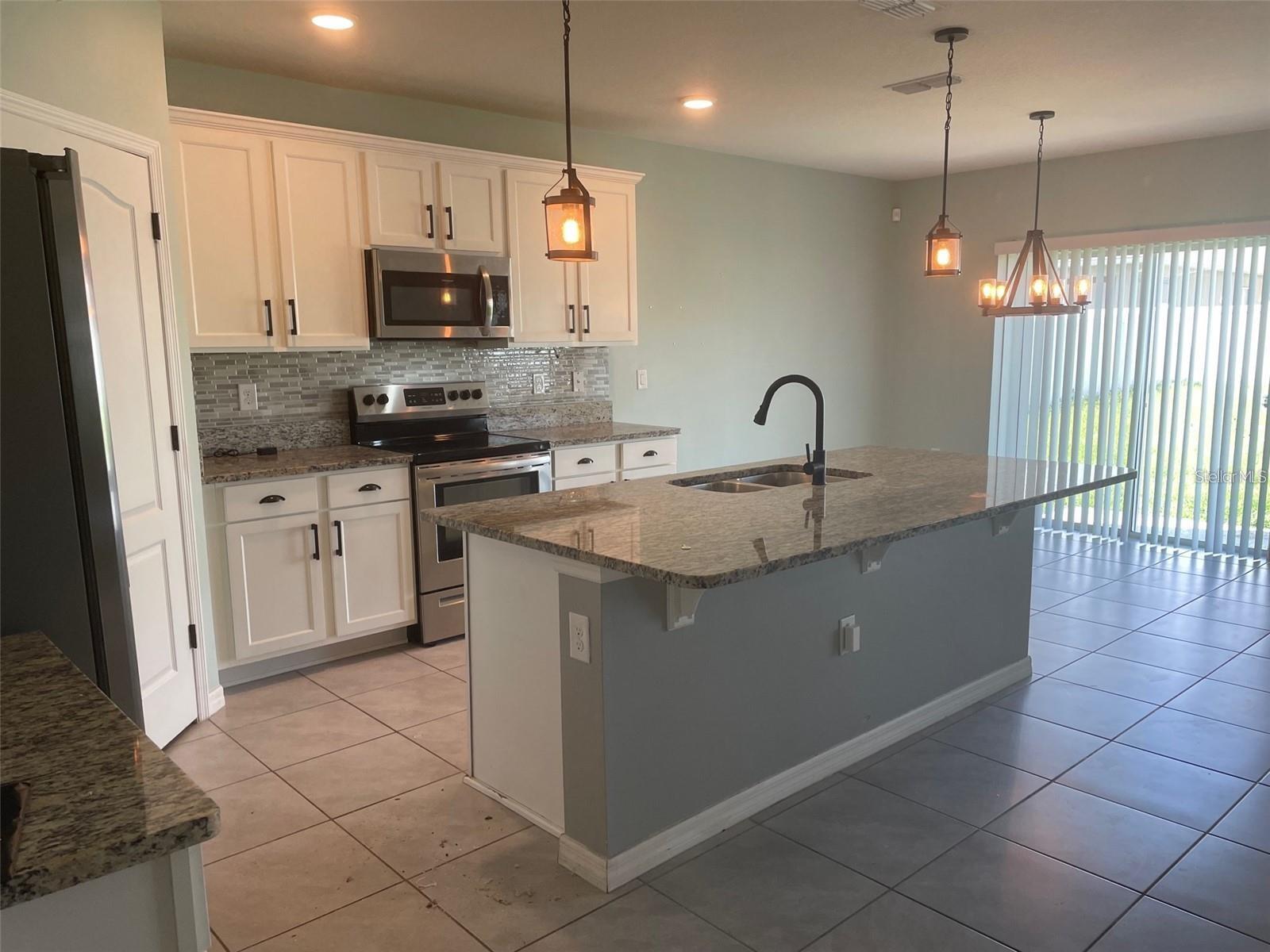 ESTATES/WESTERLY - Residential Lease