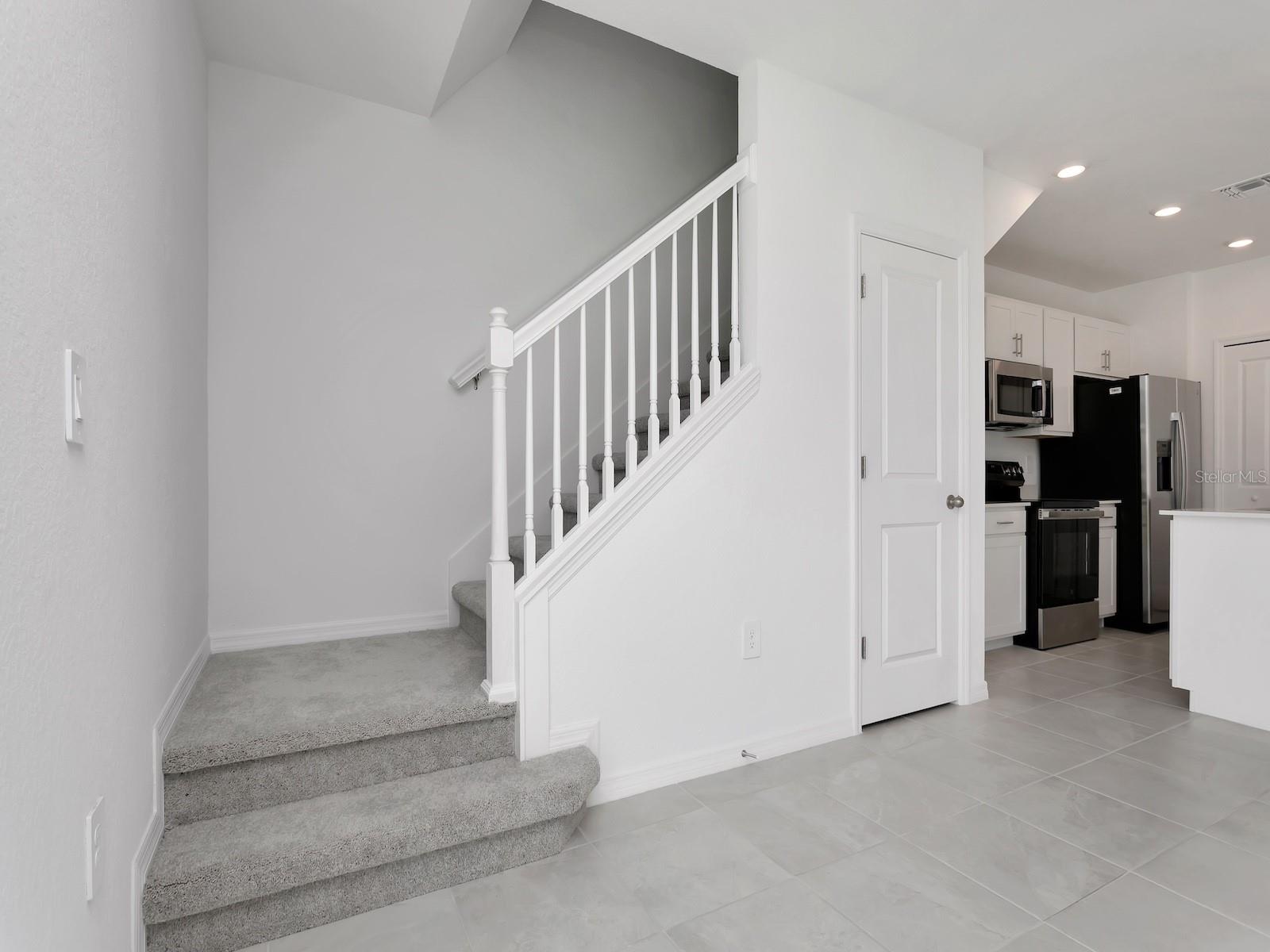 AURORA SUB - Residential Lease