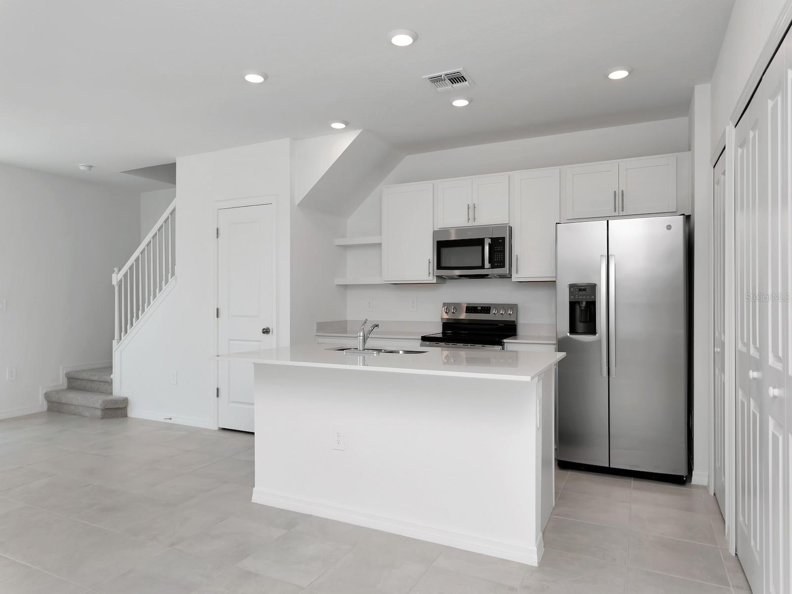 AURORA SUB - Residential Lease