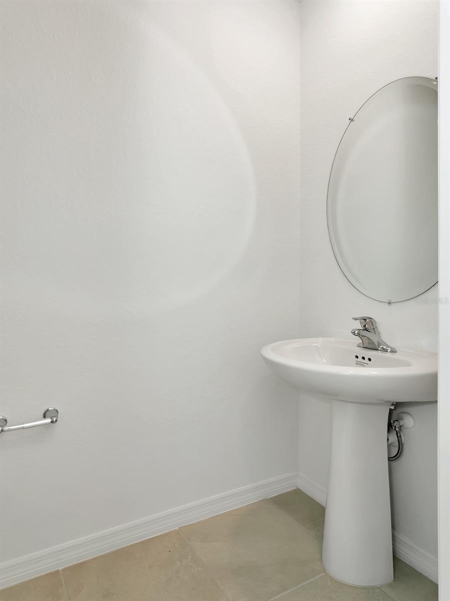 AURORA SUB - Residential Lease