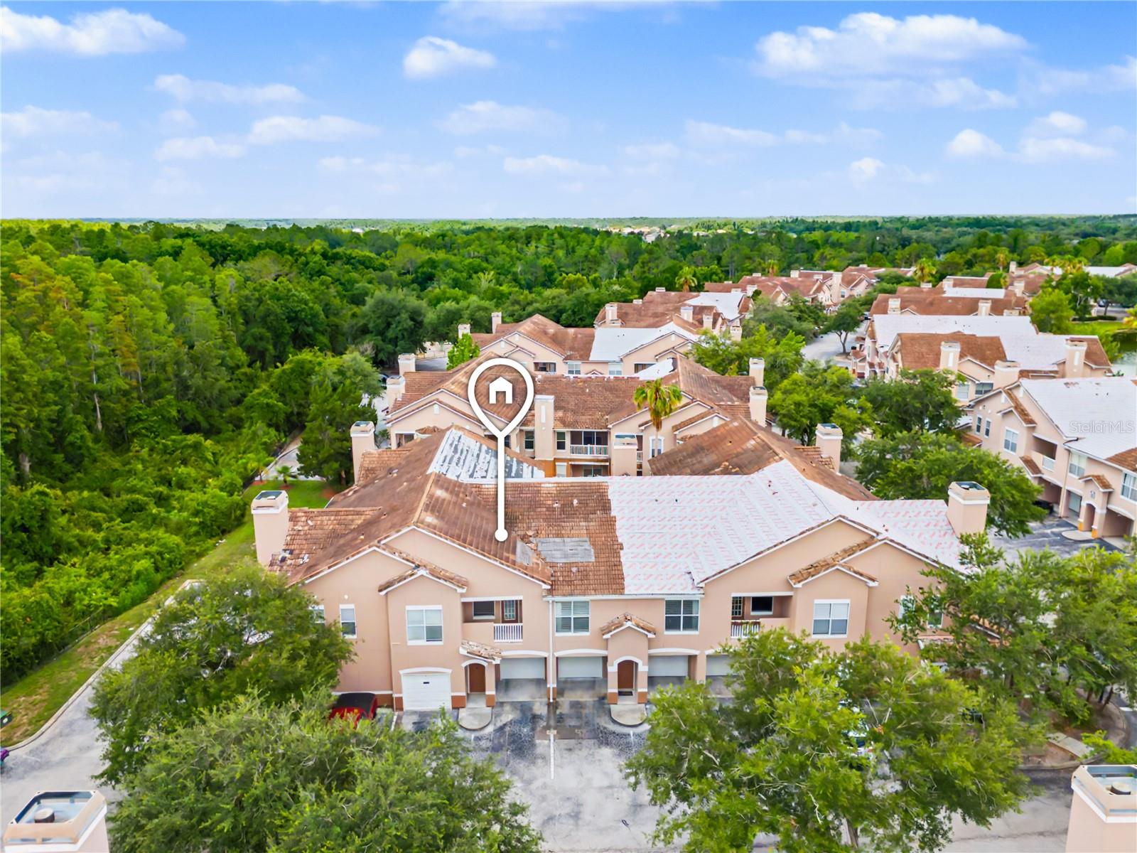 THE VILLAS CONDO - Residential