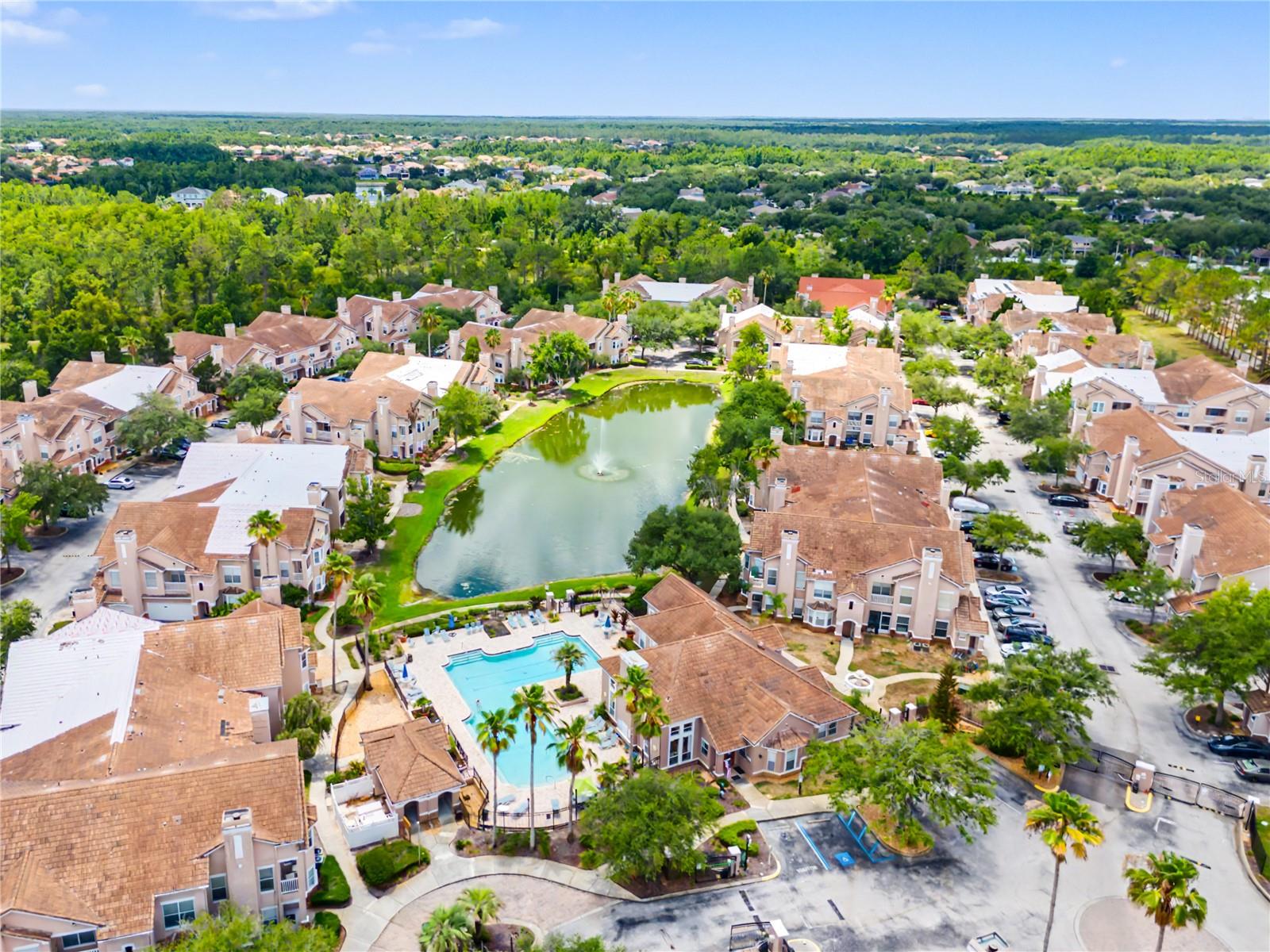 THE VILLAS CONDO - Residential